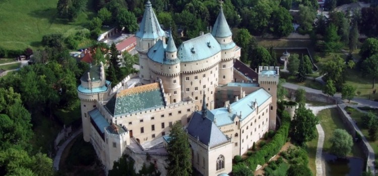 Beauties of Slovakia – Bojnice ( castle, zoo, spa, cave)